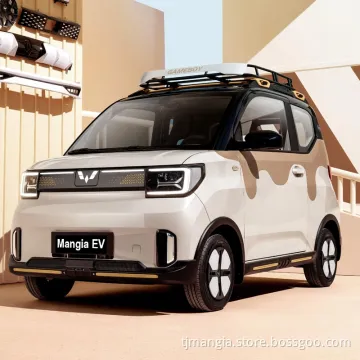 Wuling Mini EV Gameboy New Energy Car 2023 New Mini Electric Car with Made in China 4-Wheel Electric Car